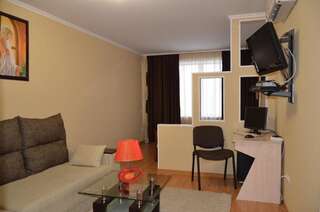 Апартаменты Apartment On Admirala Makarova 56 Николаев Апартаменты Делюкс-11