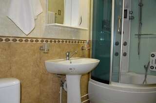 Апартаменты Apartment On Admirala Makarova 56 Николаев Апартаменты Делюкс-17