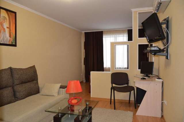 Апартаменты Apartment On Admirala Makarova 56 Николаев-13